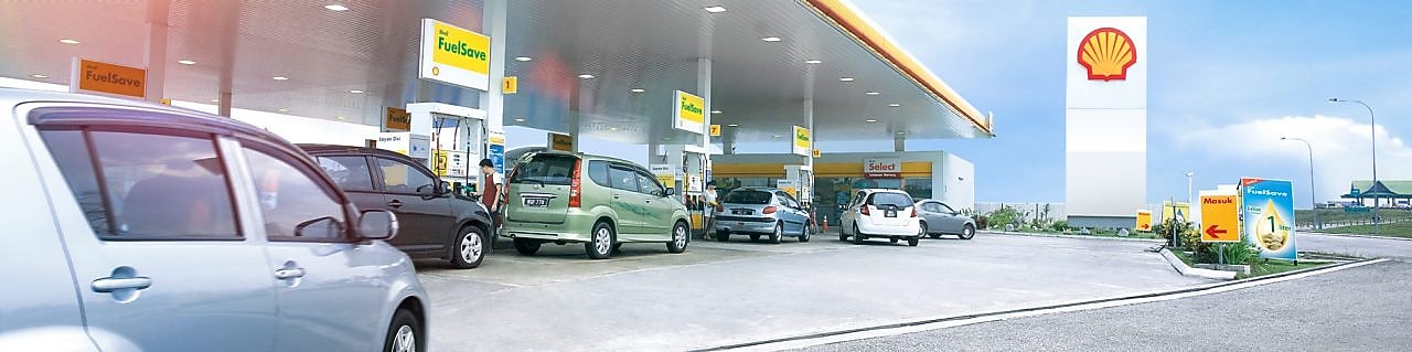 shell forecourt with fuelsave fuels