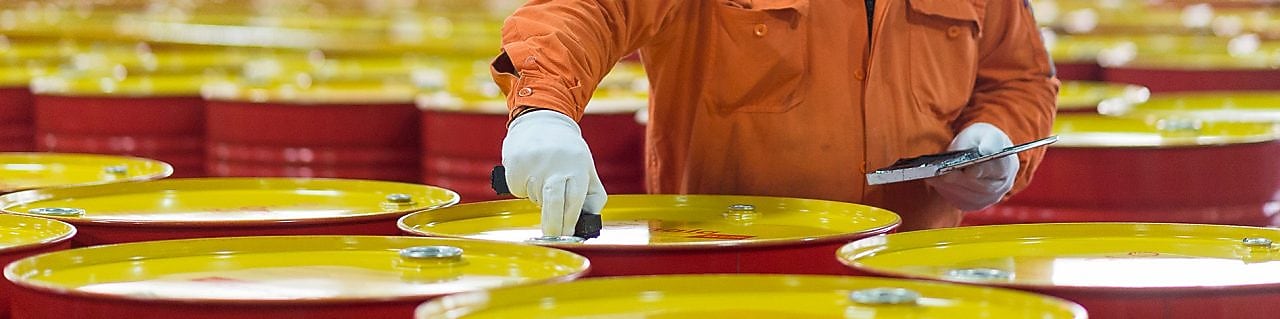 shell-lubricants-drums